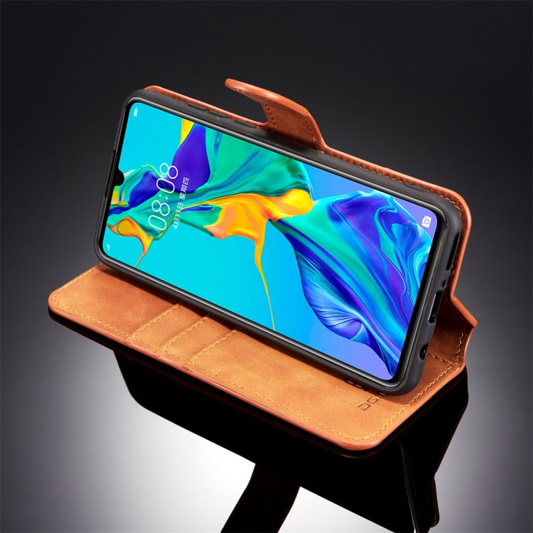 DG.MING Retro Oil Side Horizontal Flip Case with Holder & Card Slots & Wallet, compatible with Huawei P30 Lite