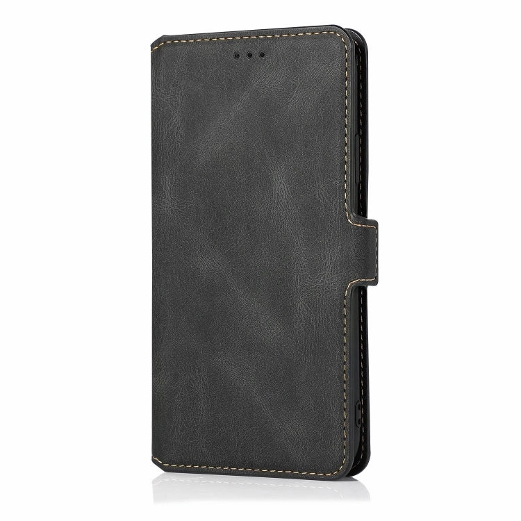 Retro Magnetic Closing Clasp Leather Case
