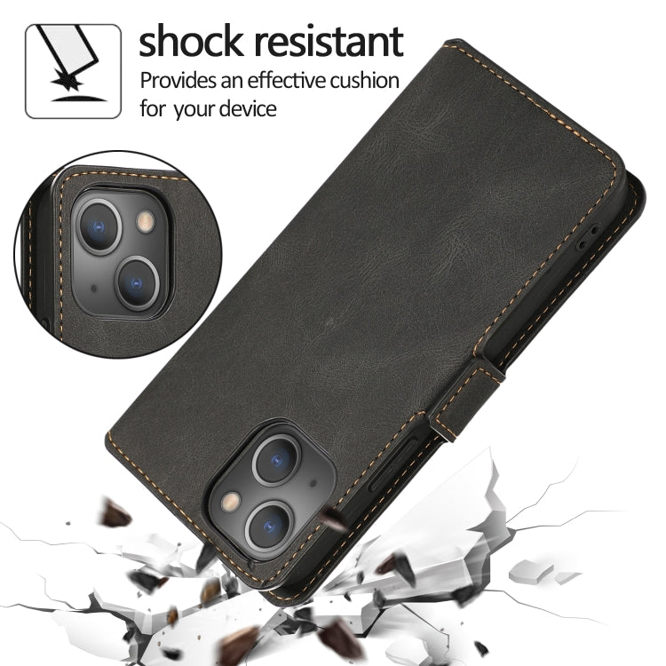 Retro Magnetic Closing Clasp Leather Case