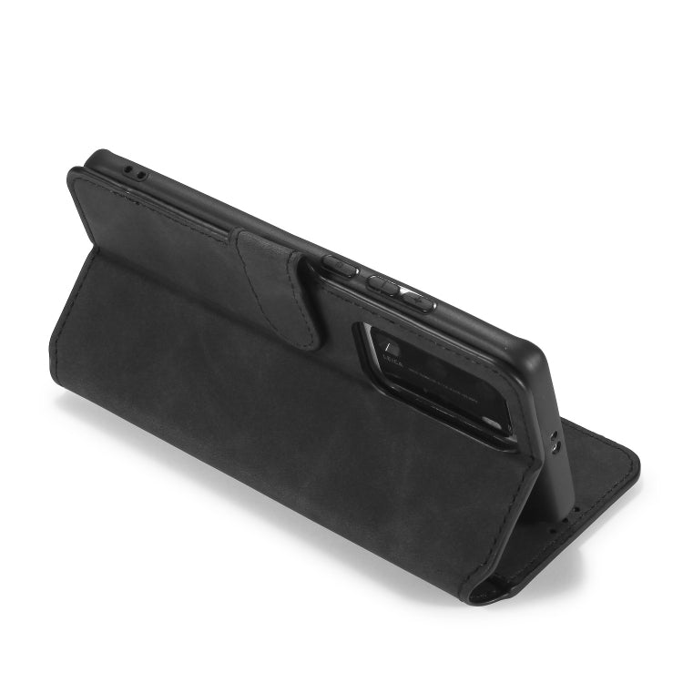 DG.MING Retro Oil Side Horizontal Flip Case with Holder & Card Slots & Wallet, Compatible with Huawei P40 Pro