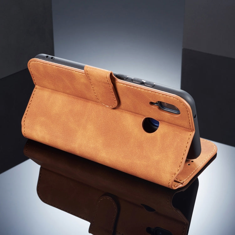 DG.MING Retro Oil Side Horizontal Flip Case compatible with Huawei P20 Lite / Nova 3e, with Holder & Card Slots & Wallet, Huawei P20 Lite / Nova 3e