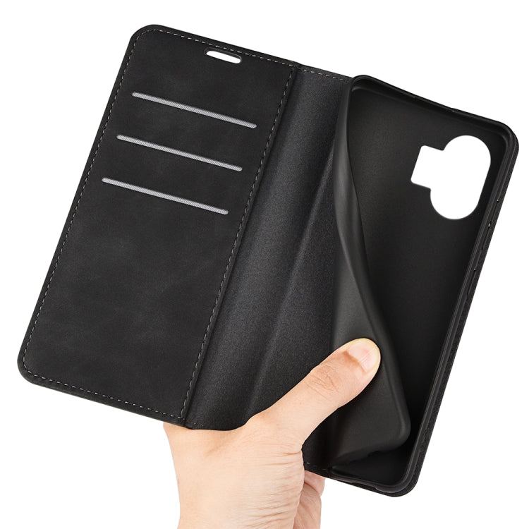 Retro-skin  Magnetic Suction Leather Phone Case
