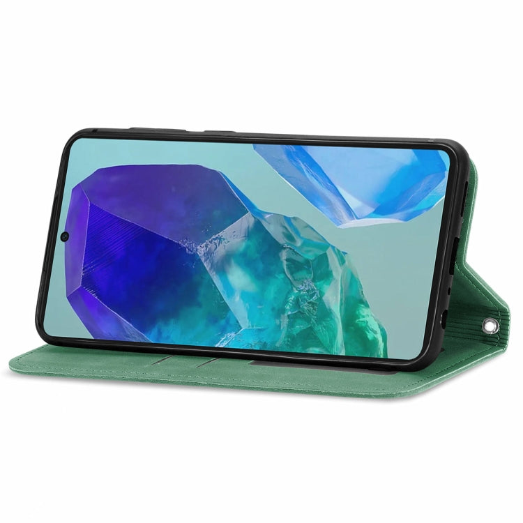 Retro Skin Feel Magnetic Leather Phone Case