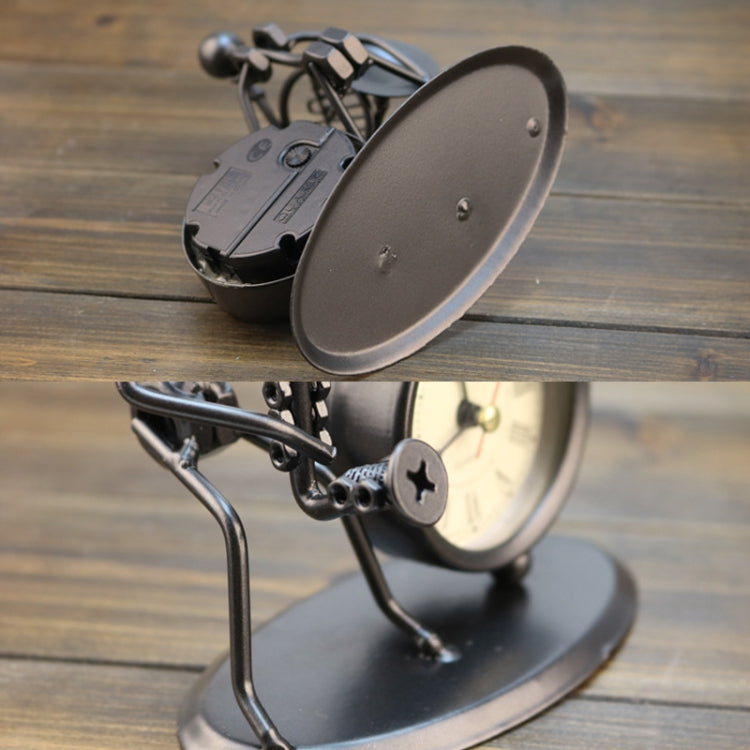 Iron Stainless Steel Small Table Clock Retro Personality Clock Birthday Gift