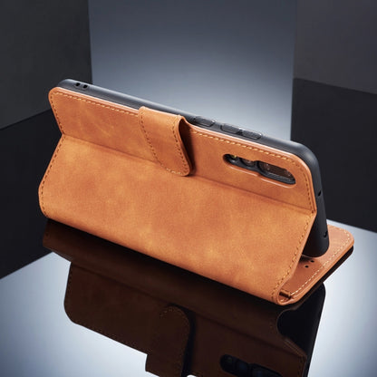 DG.MING Retro Oil Side Horizontal Flip Case compatible with Huawei P20 Pro, with Holder & Card Slots & Wallet, Huawei P20 Pro